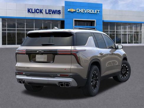 New 2026 Chevrolet Traverse Z71 w/ Enhanced Driving Package AWD/4WD image 4