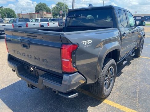 New 2025 Toyota Tacoma TRD Sport image 5