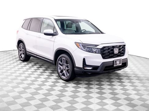 Certified 2023 Honda Passport EX-L image 9