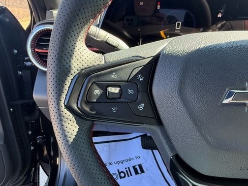 New 2026 Chevrolet Trax RS w/ Sunroof Package image 30