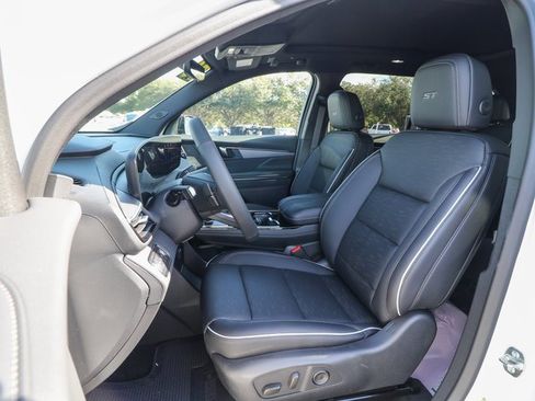 New 2026 Buick Enclave Sport Touring image 15