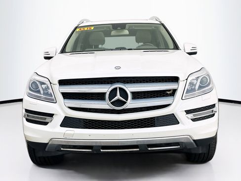 Used 2013 Mercedes-Benz GL 320 BlueTEC 4MATIC image 2