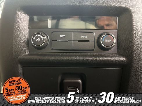 Used 2023 Chevrolet Traverse LS AWD/4WD image 18