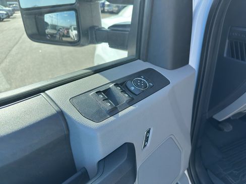 Certified 2021 Ford F250 XL w/ STX Appearance Package AWD/4WD image 10