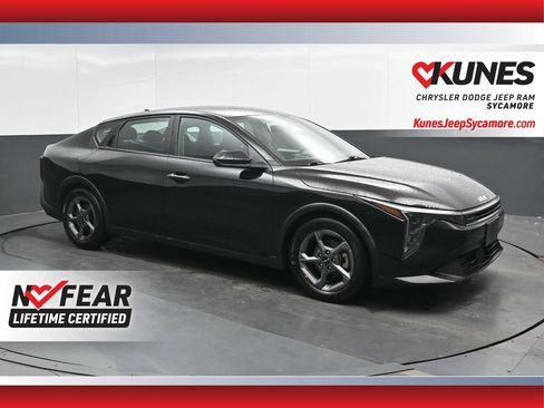 Used 2025 Kia K4 FWD image 1