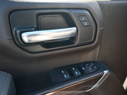 Used 2021 Chevrolet Silverado 1500 RST w/ Convenience Package II image 16