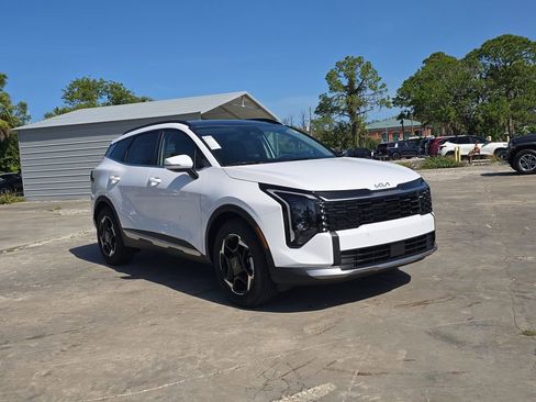 New 2026 Kia Sportage EX FWD image 2