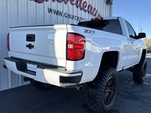 Used 2017 Chevrolet Silverado 1500 LT w/ LT Convenience Package image 38