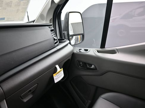 New 2026 Ford Transit 250 Low Roof RWD image 10
