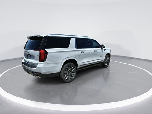 New 2026 GMC Yukon XL Denali Ultimate image 8