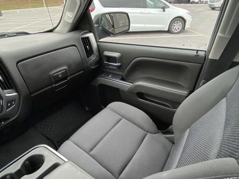 Used 2019 Chevrolet Silverado 1500 LT w/ All Star Edition image 26