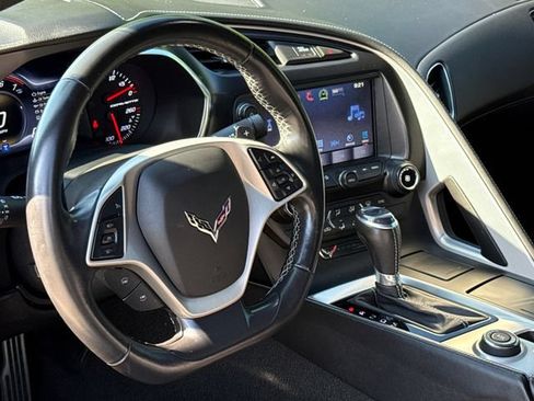 Used 2016 Chevrolet Corvette Stingray Coupe RWD image 18