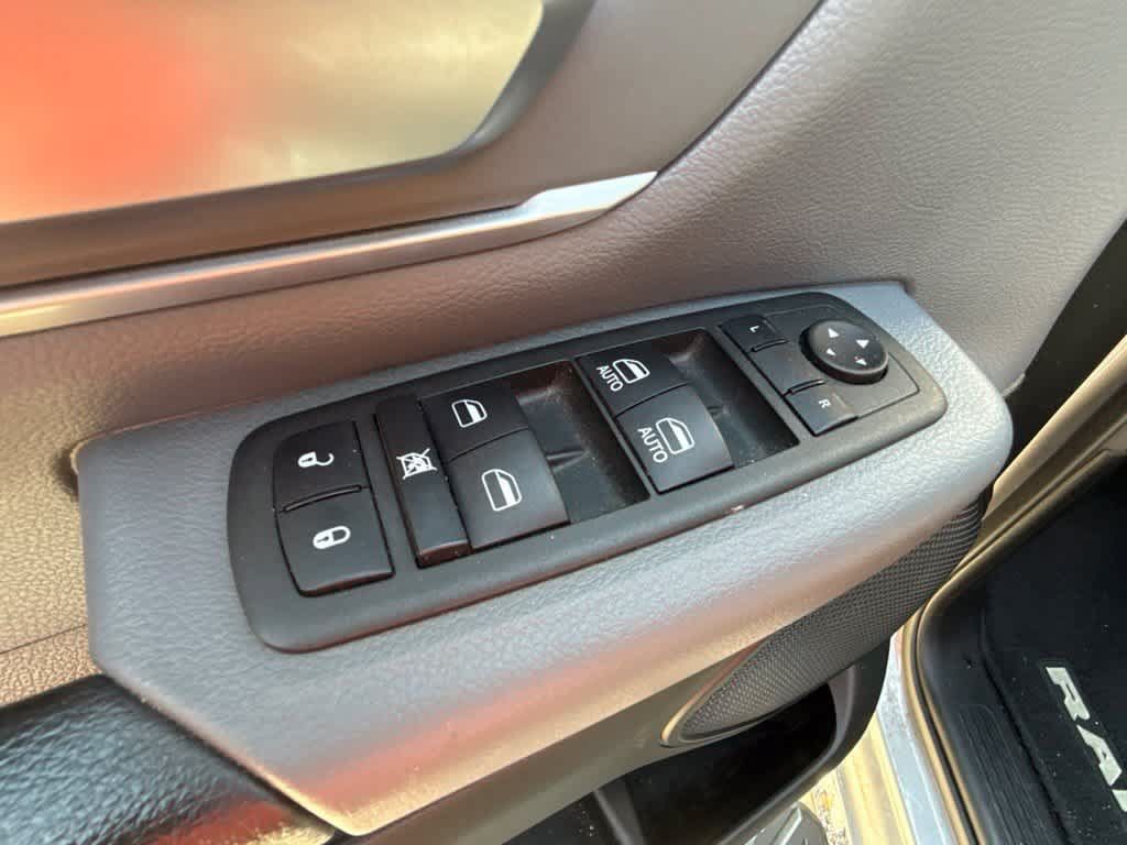 Used 2022 RAM 1500 Lone Star RWD image 15
