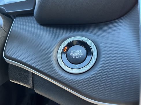 New 2025 Jeep Grand Cherokee L Altitude image 56