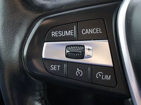 Used 2022 BMW X5 xDrive40i w/ Climate Comfort Package AWD/4WD image 11