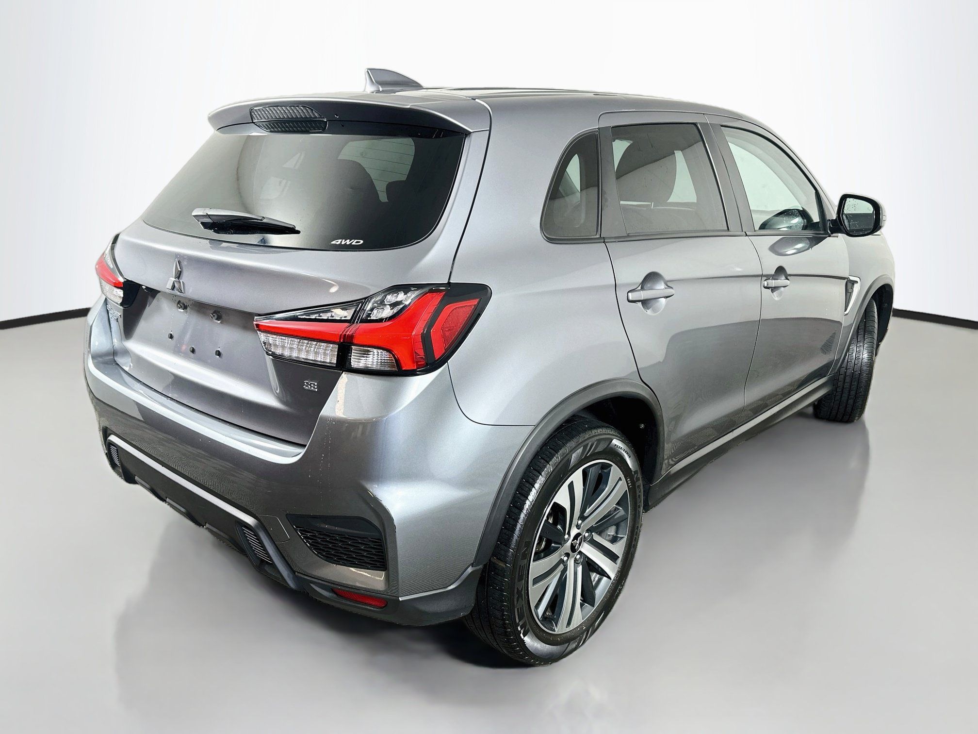 Used 2024 Mitsubishi Outlander Sport SE AWD/4WD image 7