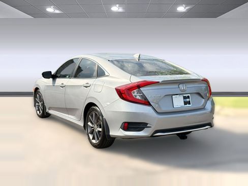 Used 2020 Honda Civic EX image 3