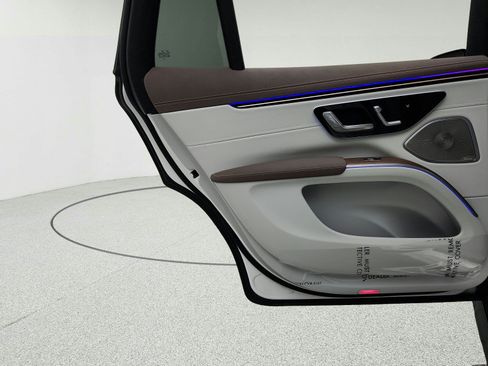 Certified 2023 Mercedes-Benz EQS 450+ 4MATIC SUV image 24