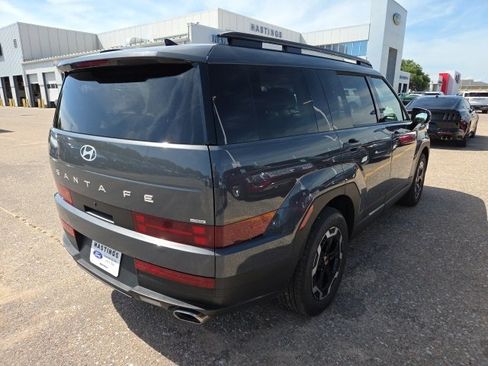 Used 2025 Hyundai Santa Fe SEL image 10