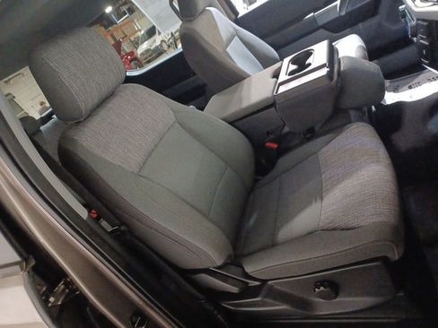 Used 2023 Ford F150 XLT w/ XTR Package image 25