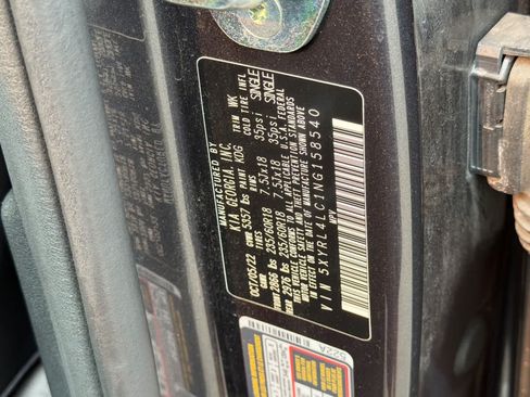 Used 2022 Kia Sorento S FWD image 34
