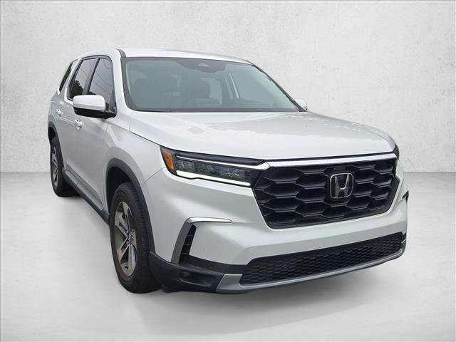 Used 2025 Honda Pilot EX-L image 4