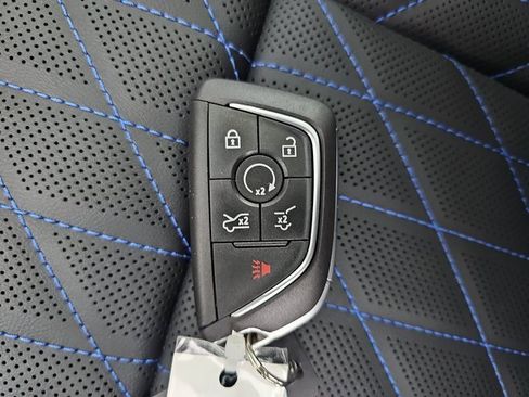 New 2026 Cadillac Escalade IQL Sport 1 w/ LPO, ONYX Package image 39