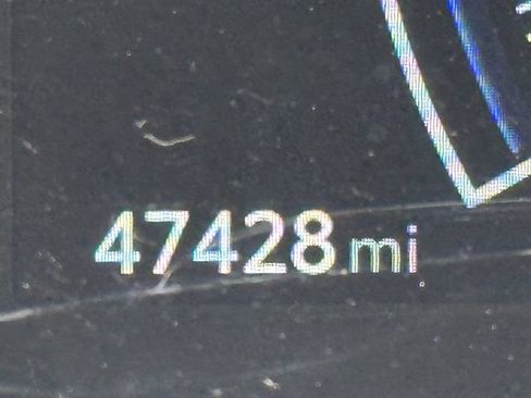 Used 2025 Toyota Camry LE FWD image 7