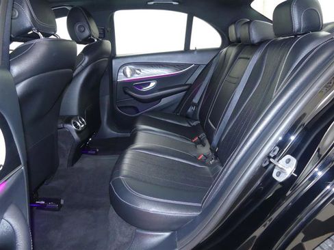 Used 2022 Mercedes-Benz E 350 4MATIC image 22