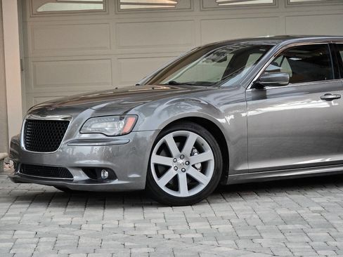 Used 2012 Chrysler 300 SRT8 w/ 19-Premium Speaker Group image 2