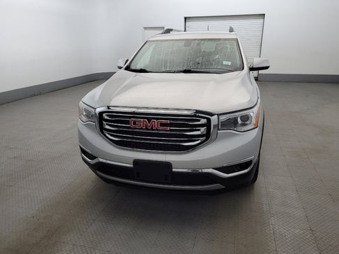 Used 2019 GMC Acadia SLT image 15