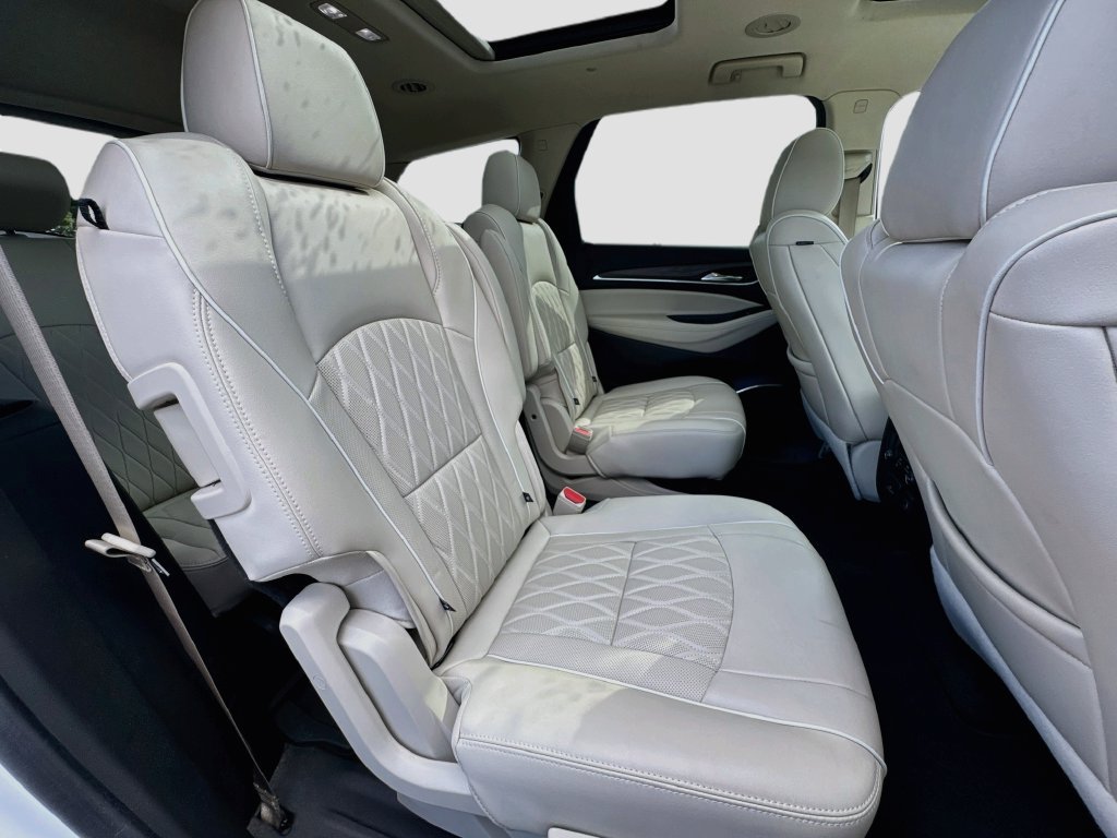 Used 2023 Buick Enclave Avenir w/ Trailering Package, 5000 lbs. AWD/4WD image 27