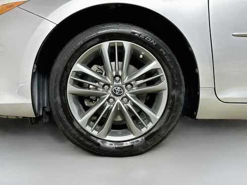 Used 2017 Toyota Camry SE FWD image 34