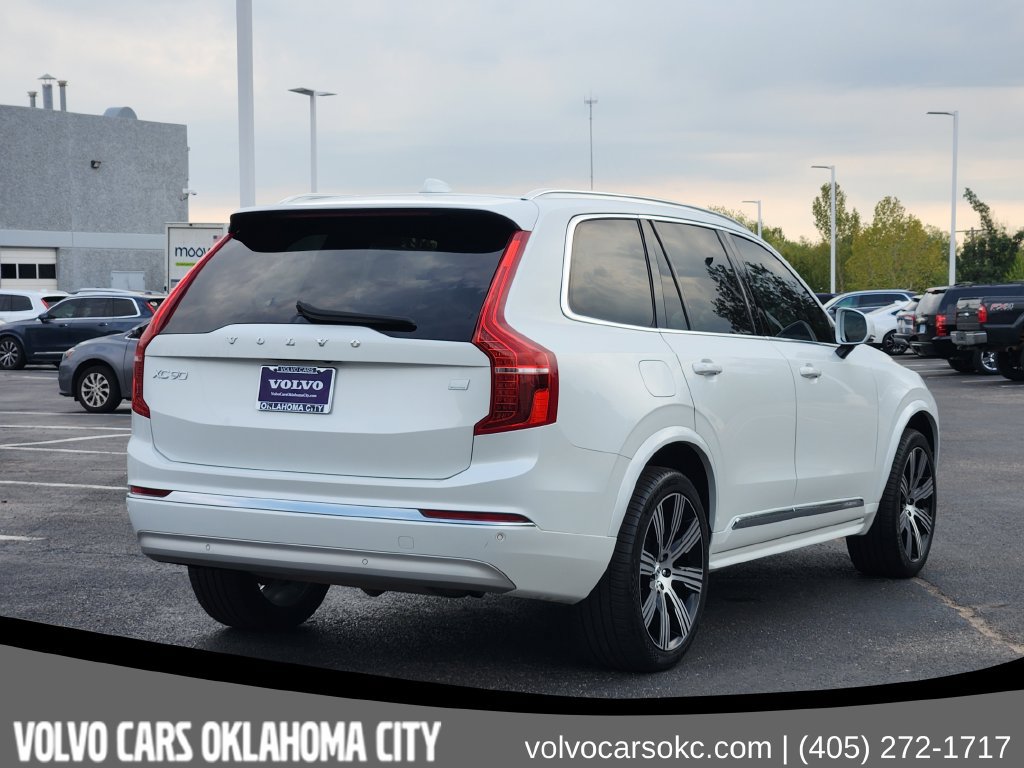 Used 2022 Volvo XC90 T8 Inscription Expression w/ Advanced Package AWD/4WD image 4