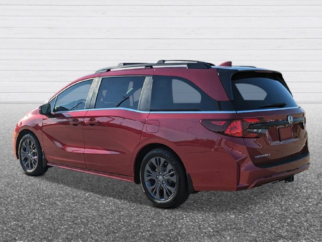 New 2026 Honda Odyssey Touring image 3