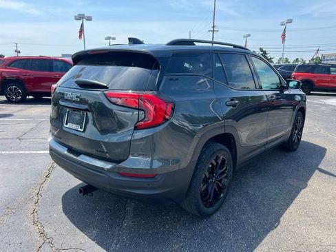 Used 2020 GMC Terrain SLE w/ Driver Convenience Package AWD/4WD image 5