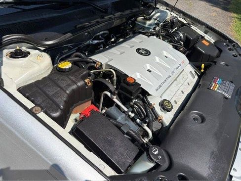Used 2000 Cadillac De Ville w/ Comfort/Convenience Pkg FWD image 32
