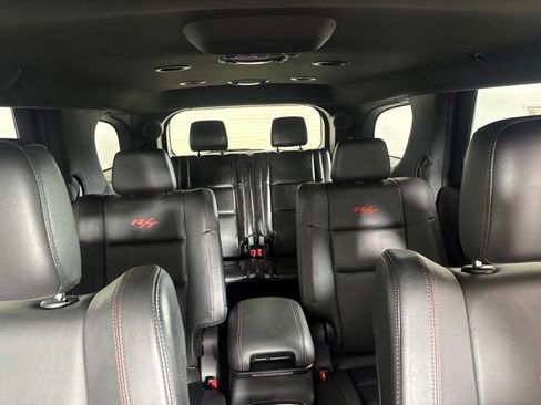 Used 2018 Dodge Durango R/T w/ Technology Group AWD/4WD image 14