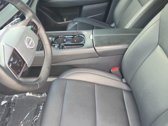 Used 2025 Nissan Murano SV FWD image 23