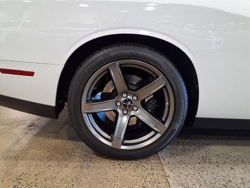 Used 2022 Dodge Challenger SRT Hellcat w/ Plus Package image 9