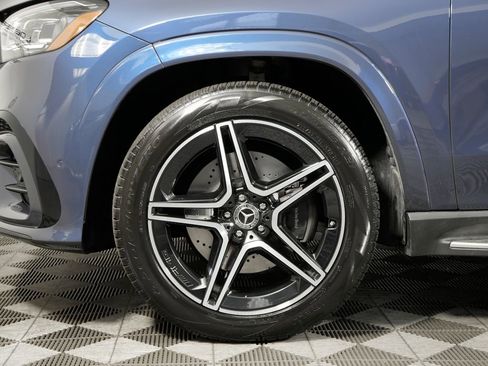 Certified 2024 Mercedes-Benz GLS 450 4MATIC image 9