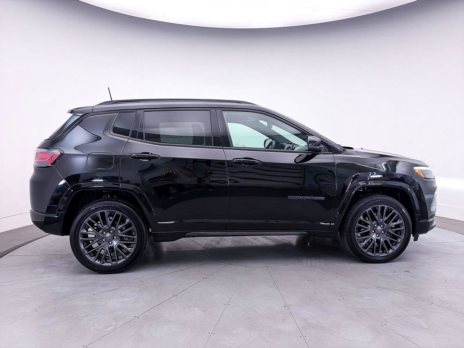Used 2023 Jeep Compass High Altitude AWD/4WD image 43