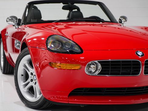 Used 2001 BMW Z8 RWD image 15