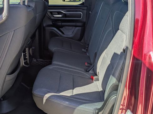 Used 2022 RAM 1500 Big Horn AWD/4WD image 11