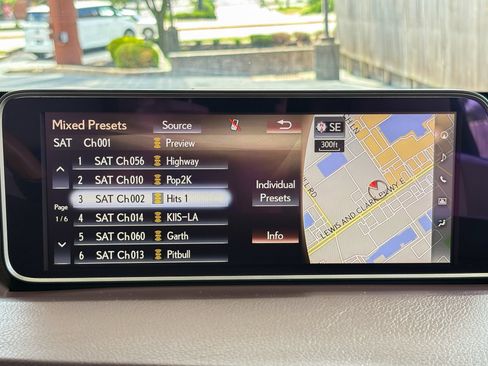 Used 2018 Lexus RX 350 AWD w/ Premium Package image 32