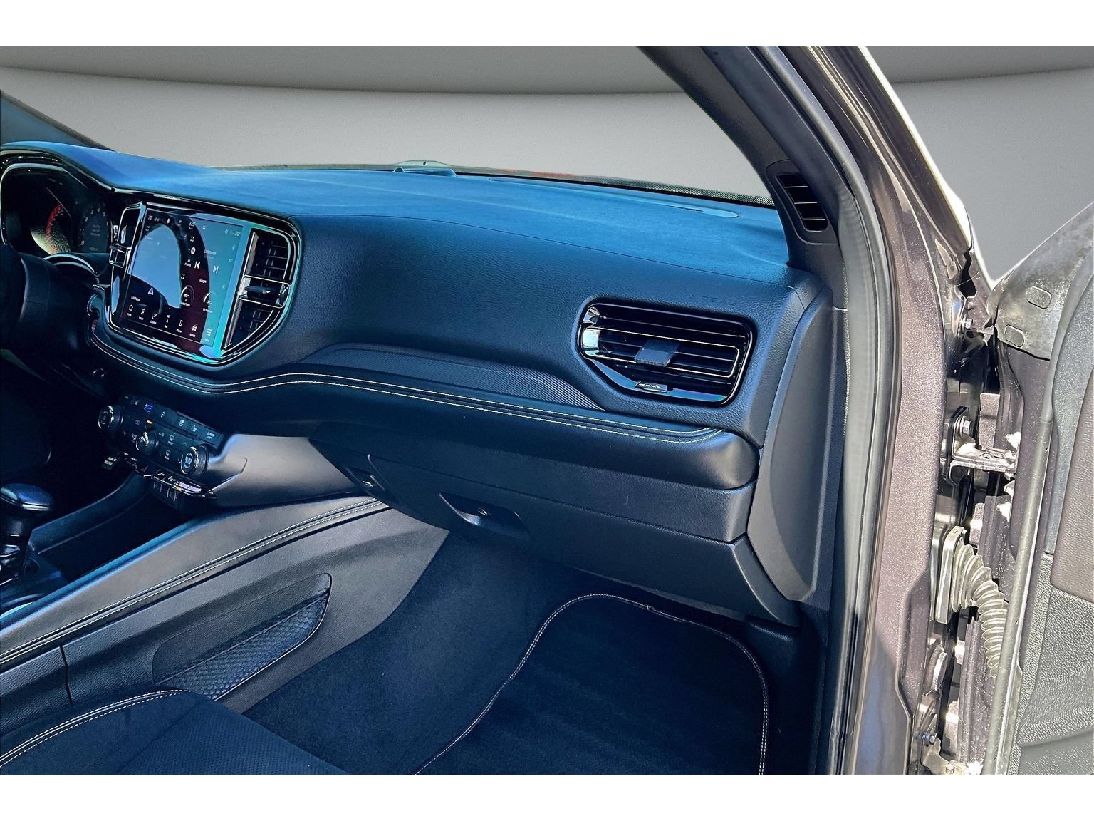 Used 2021 Dodge Durango SRT Hellcat w/ Technology Group AWD/4WD image 50