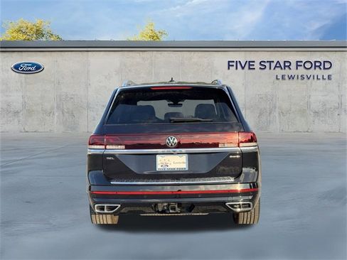 Used 2025 Volkswagen Atlas SEL Premium R-Line image 6