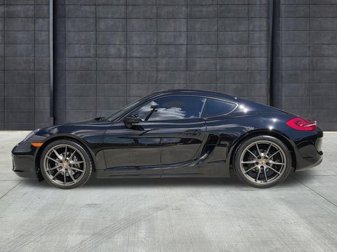 Used 2015 Porsche Cayman RWD image 2