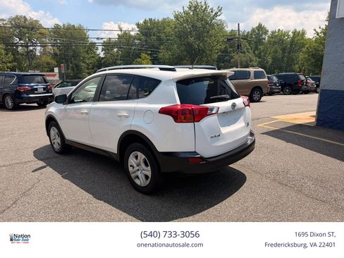 Used 2015 Toyota RAV4 LE AWD/4WD image 4