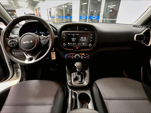 Used 2024 Kia Soul LX w/ Option Group 015 image 21